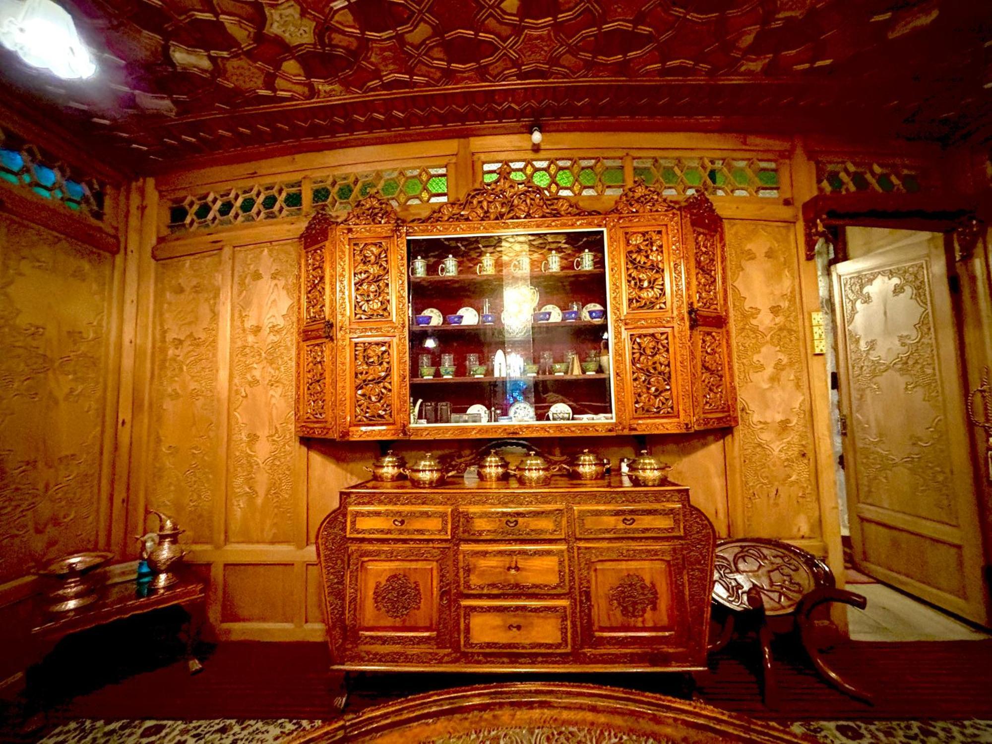 The Badyari Palace Houseboats Srīnagar Esterno foto